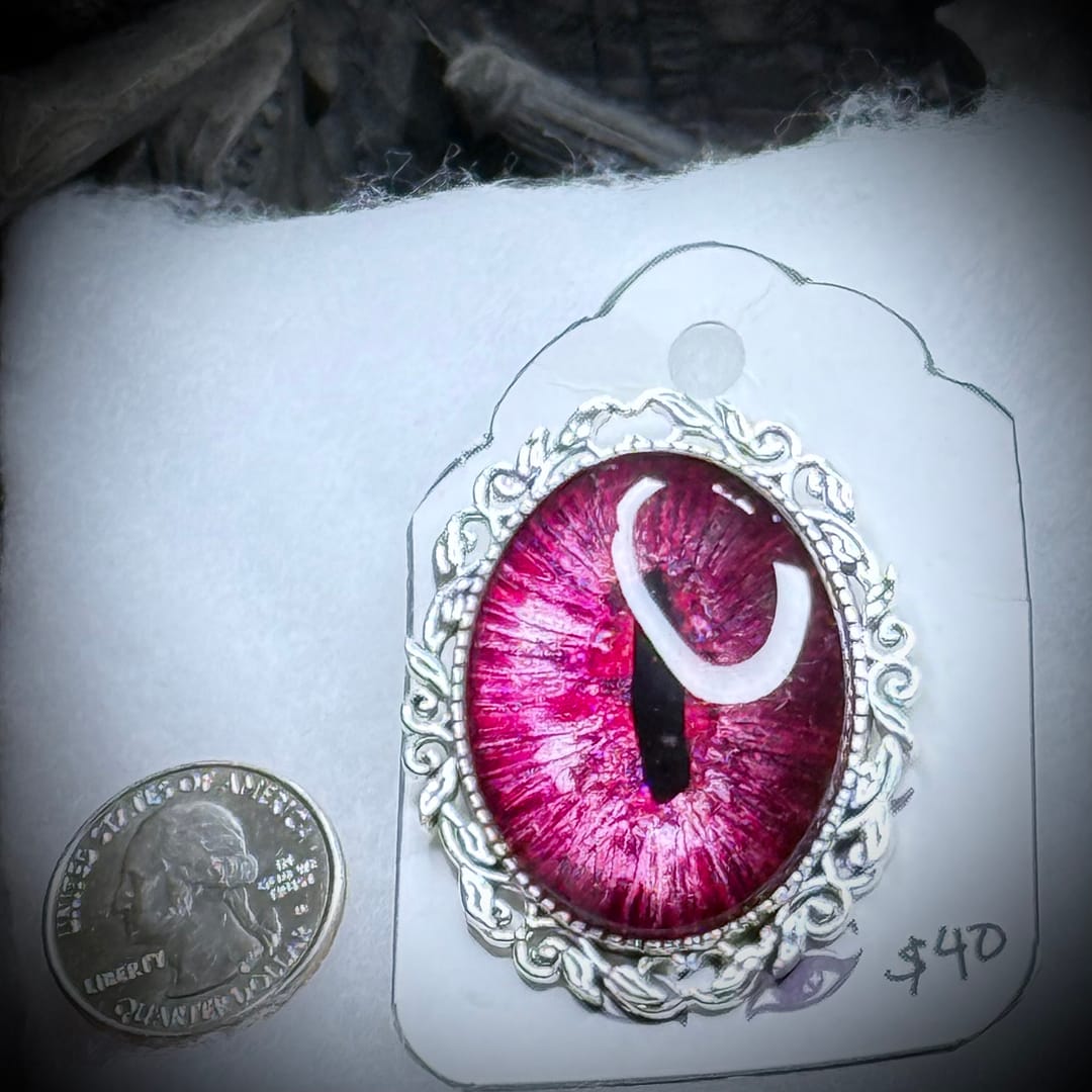 Pin Bezel Large - Radiant Garnet