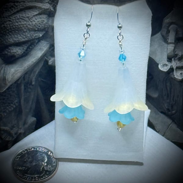 Faerie Flowers - LG - Golden Blue