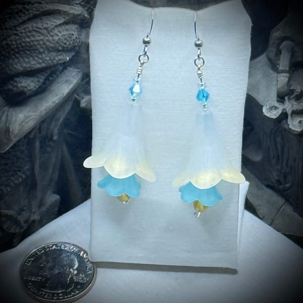 Faerie Flowers - LG - Golden Blue